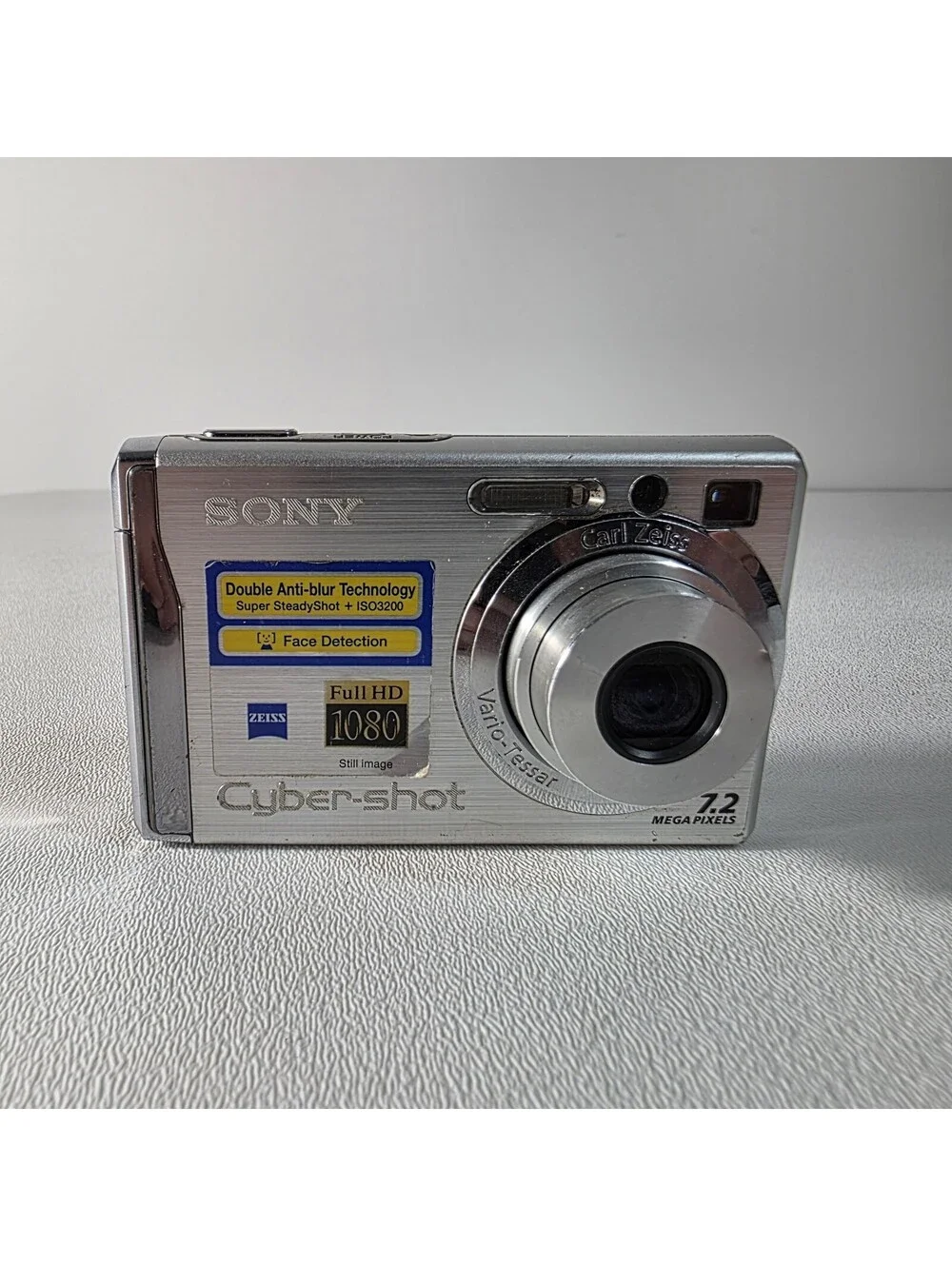 SONY Cyber-shot DSC-W80 Silver 7.2MP Carl Zeiss Vario-Tessar 3x Zoom